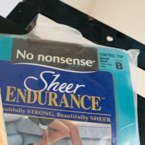 Hosiery Bundle Size B - 5ct - Picture 6 of 7